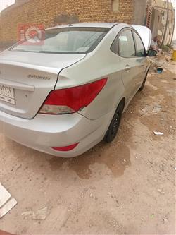هیوندای ئەکسنت